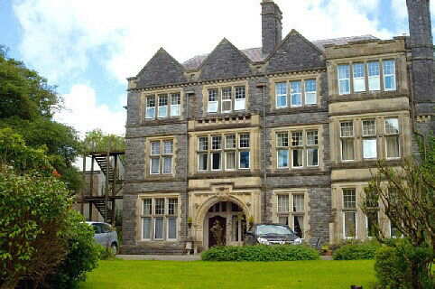 Bush House Home Front Photo